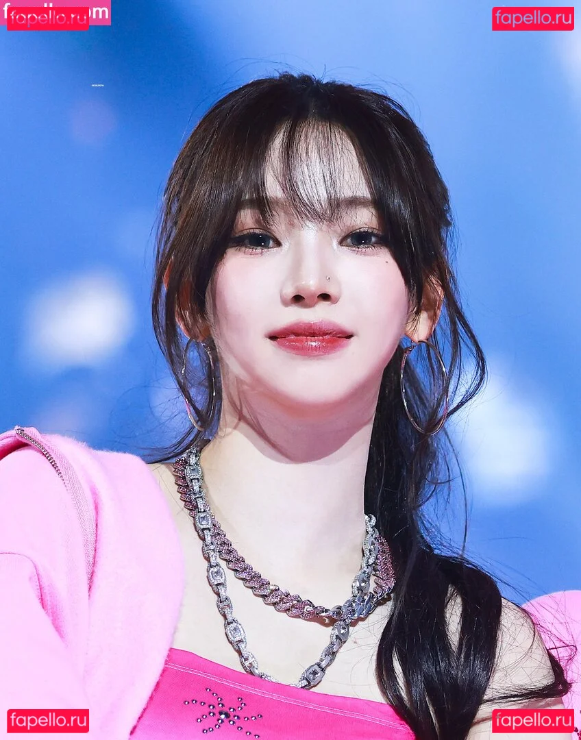 katarinabluu Onlyfans Photo Gallery 