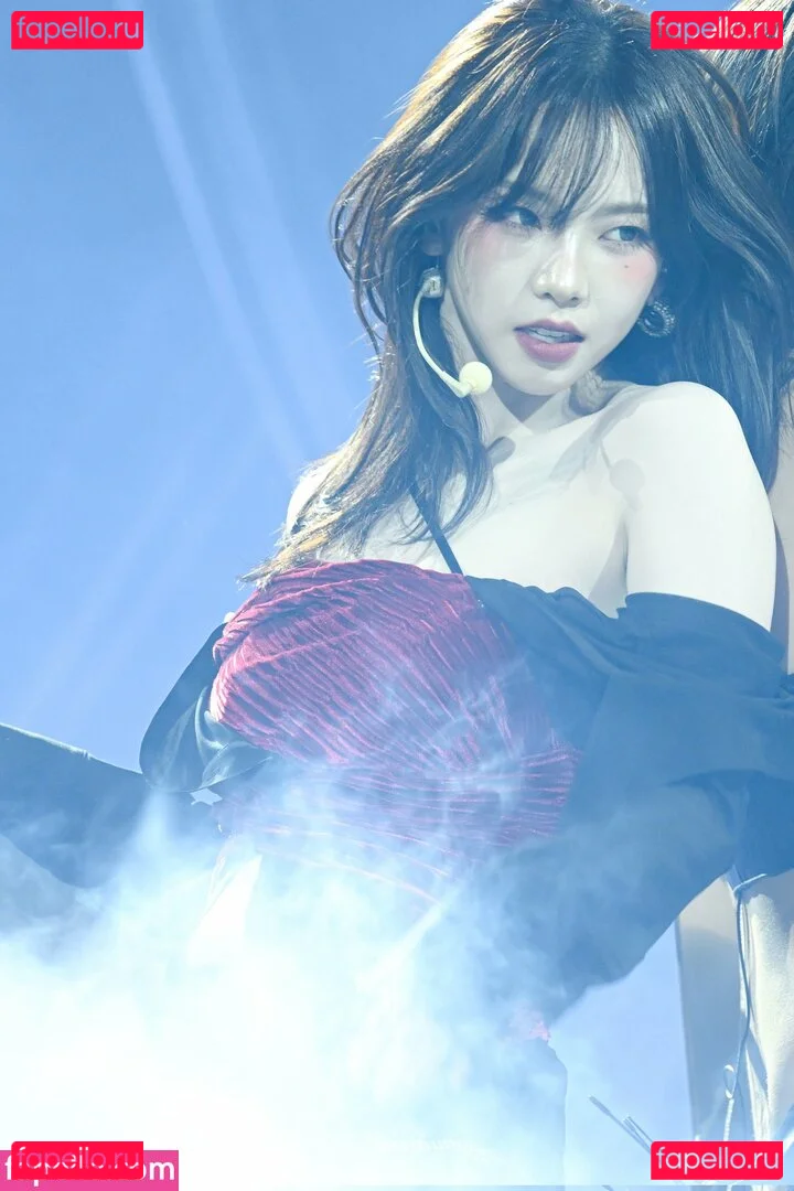 katarinabluu Onlyfans Photo Gallery 