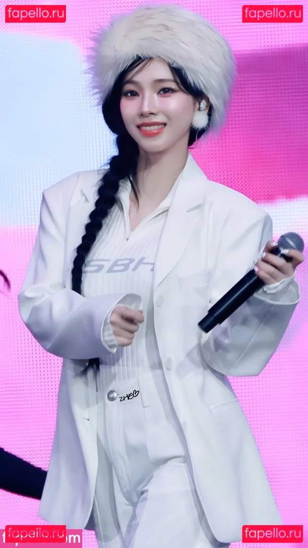 katarinabluu Onlyfans Photo Gallery 