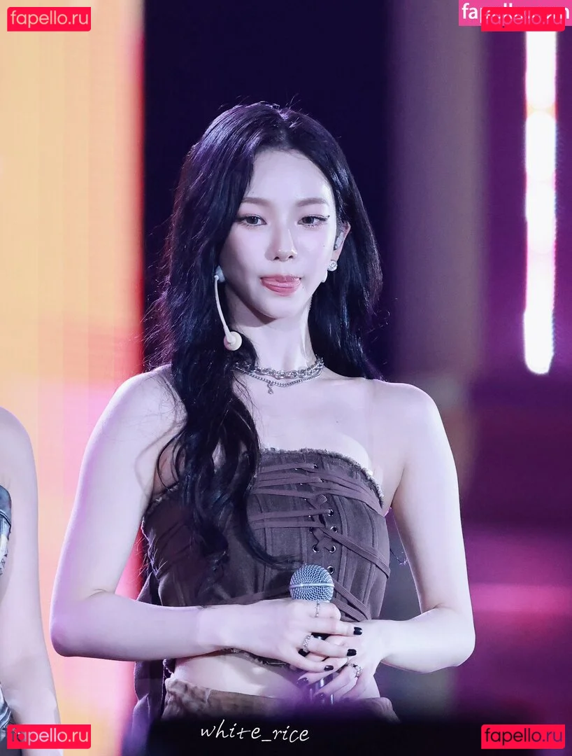 katarinabluu Onlyfans Photo Gallery 