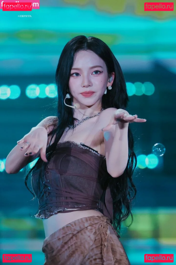 katarinabluu Onlyfans Photo Gallery 