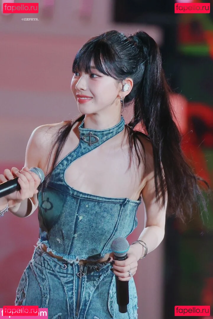 katarinabluu Onlyfans Photo Gallery 