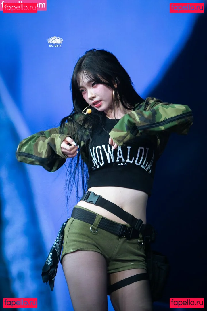 katarinabluu Onlyfans Photo Gallery 