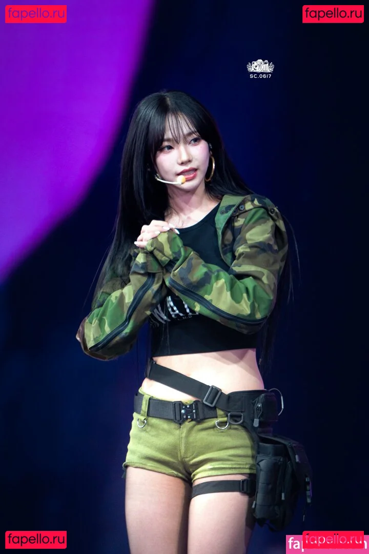 katarinabluu Onlyfans Photo Gallery 