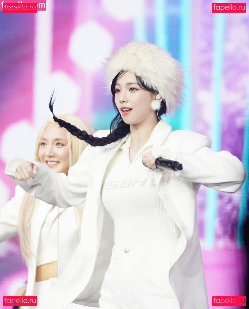 katarinabluu Onlyfans Photo Gallery 