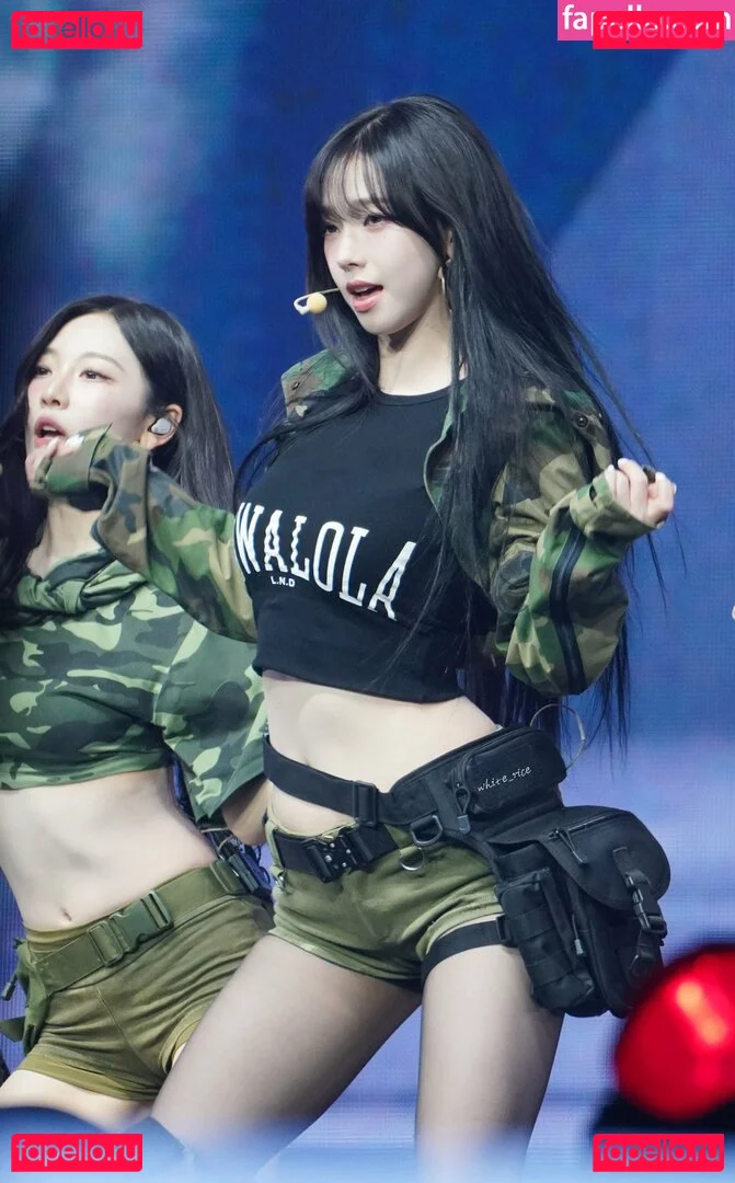 katarinabluu Onlyfans Photo Gallery 