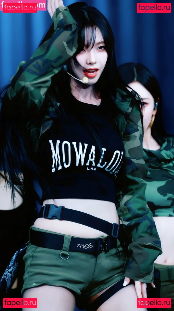 katarinabluu Onlyfans Photo Gallery 