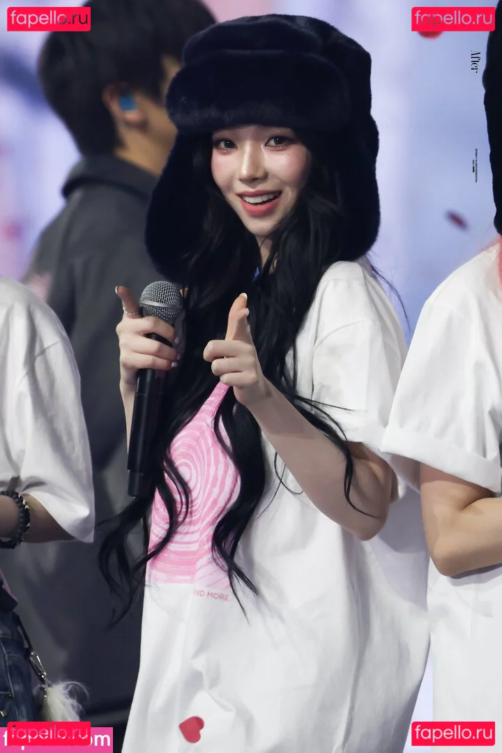 katarinabluu Onlyfans Photo Gallery 