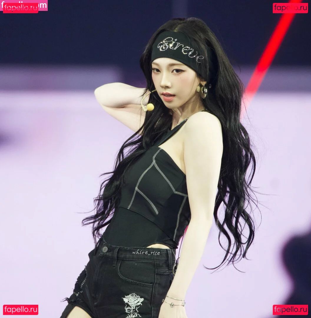 katarinabluu Onlyfans Photo Gallery 