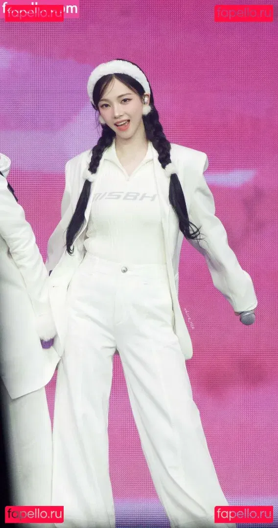 katarinabluu Onlyfans Photo Gallery 