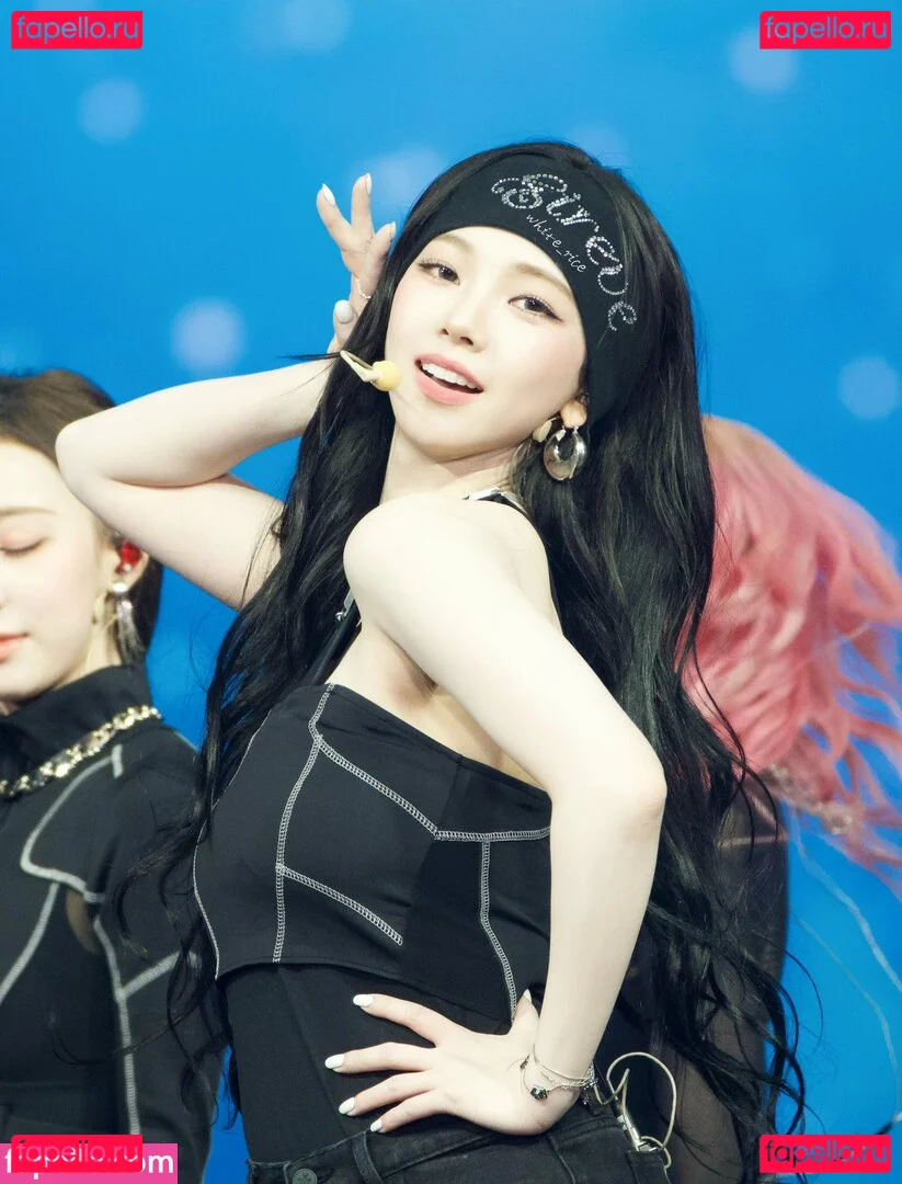 katarinabluu Onlyfans Photo Gallery 