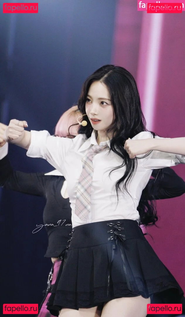 katarinabluu Onlyfans Photo Gallery 