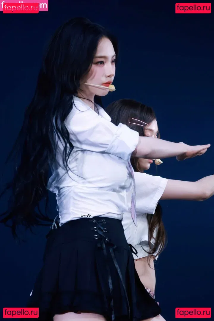 katarinabluu Onlyfans Photo Gallery 