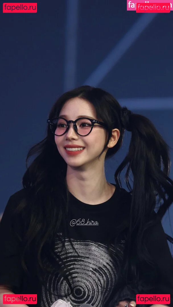 katarinabluu Onlyfans Photo Gallery 