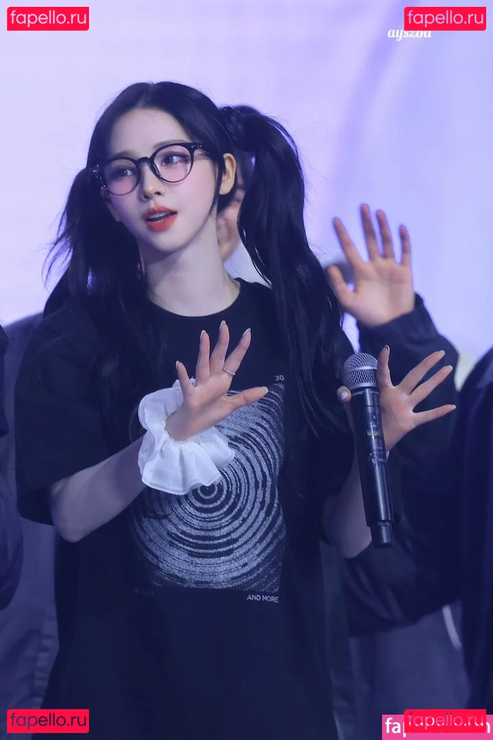 katarinabluu Onlyfans Photo Gallery 