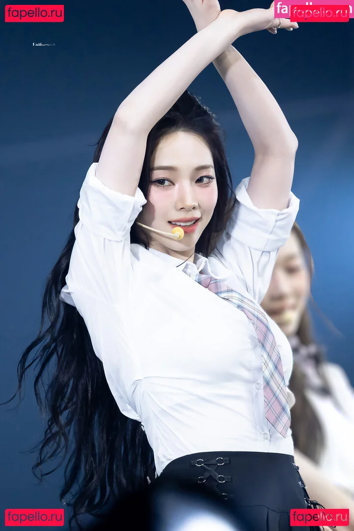 katarinabluu Onlyfans Photo Gallery 