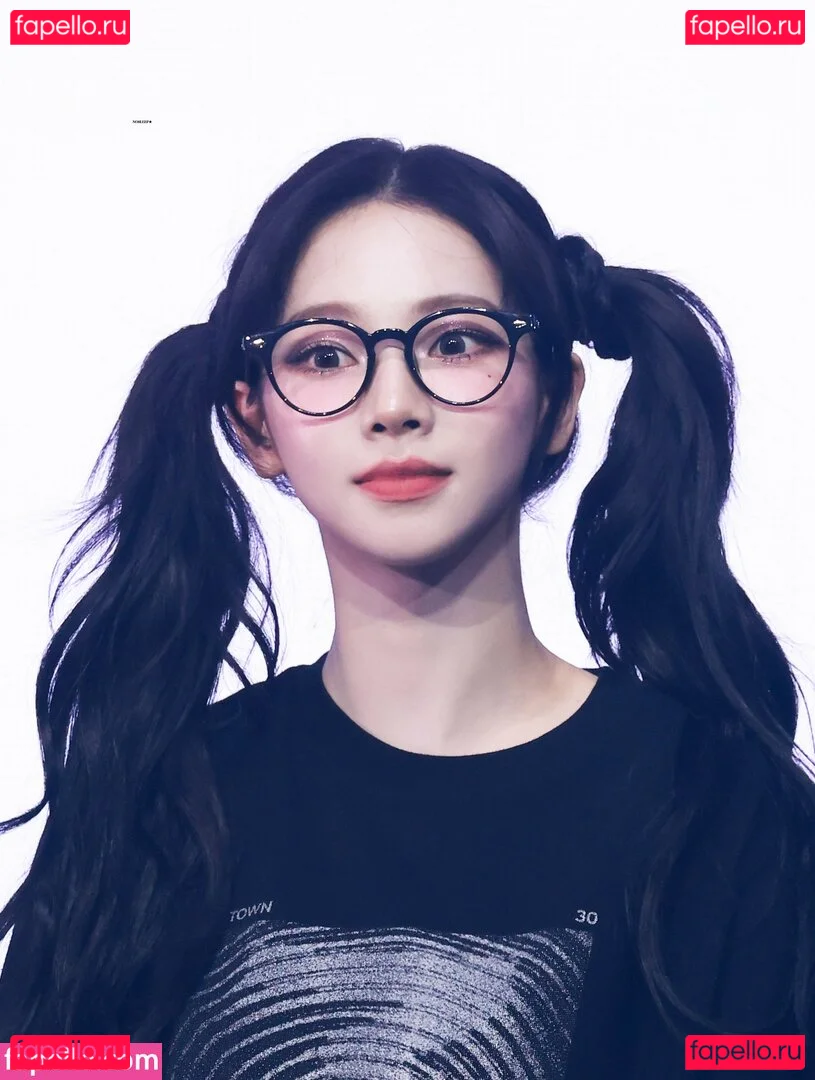 katarinabluu Onlyfans Photo Gallery 