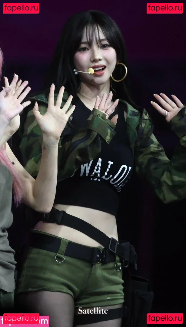 katarinabluu Onlyfans Photo Gallery 