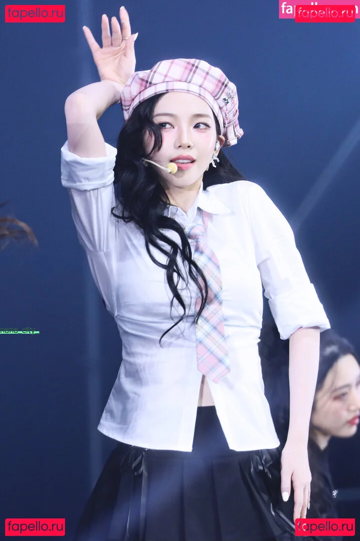 katarinabluu Onlyfans Photo Gallery 