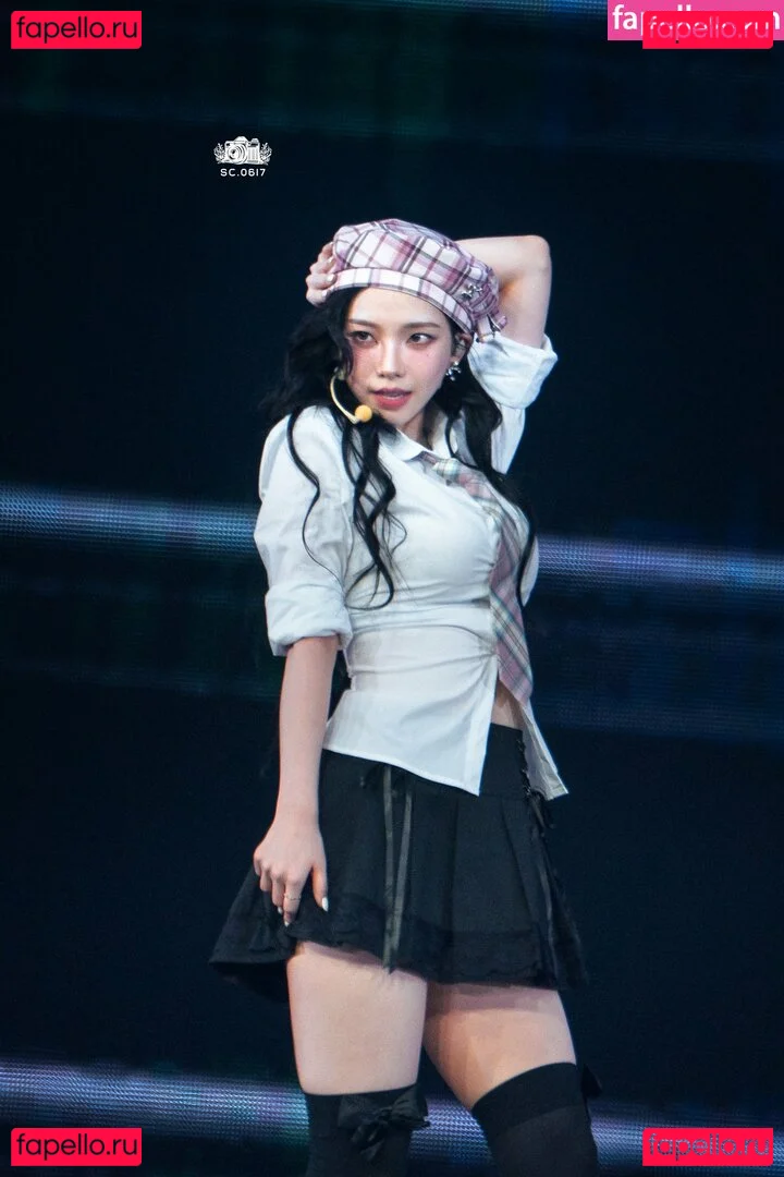 katarinabluu Onlyfans Photo Gallery 