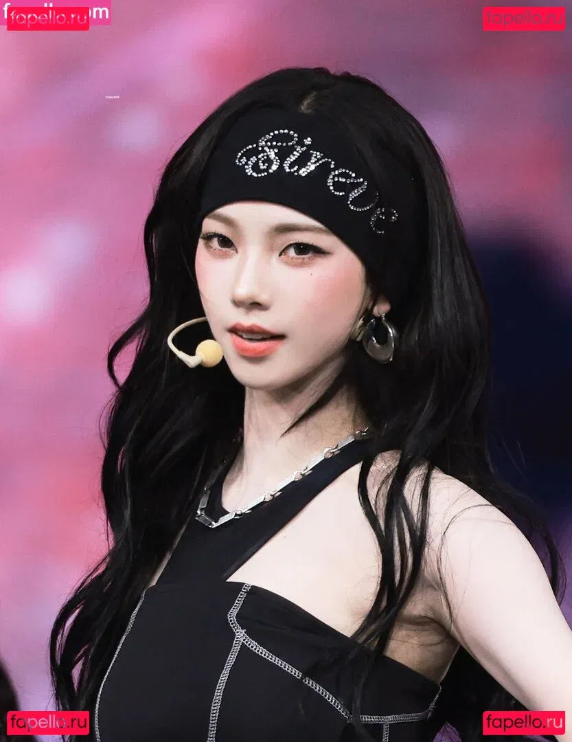 katarinabluu Onlyfans Photo Gallery 