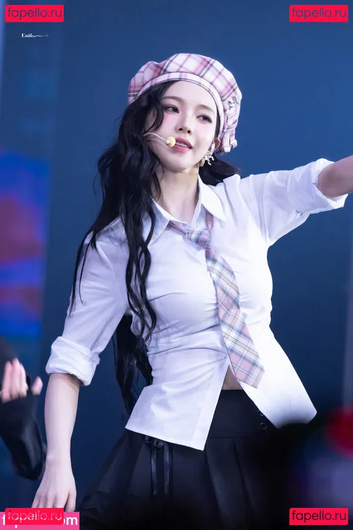 katarinabluu Onlyfans Photo Gallery 