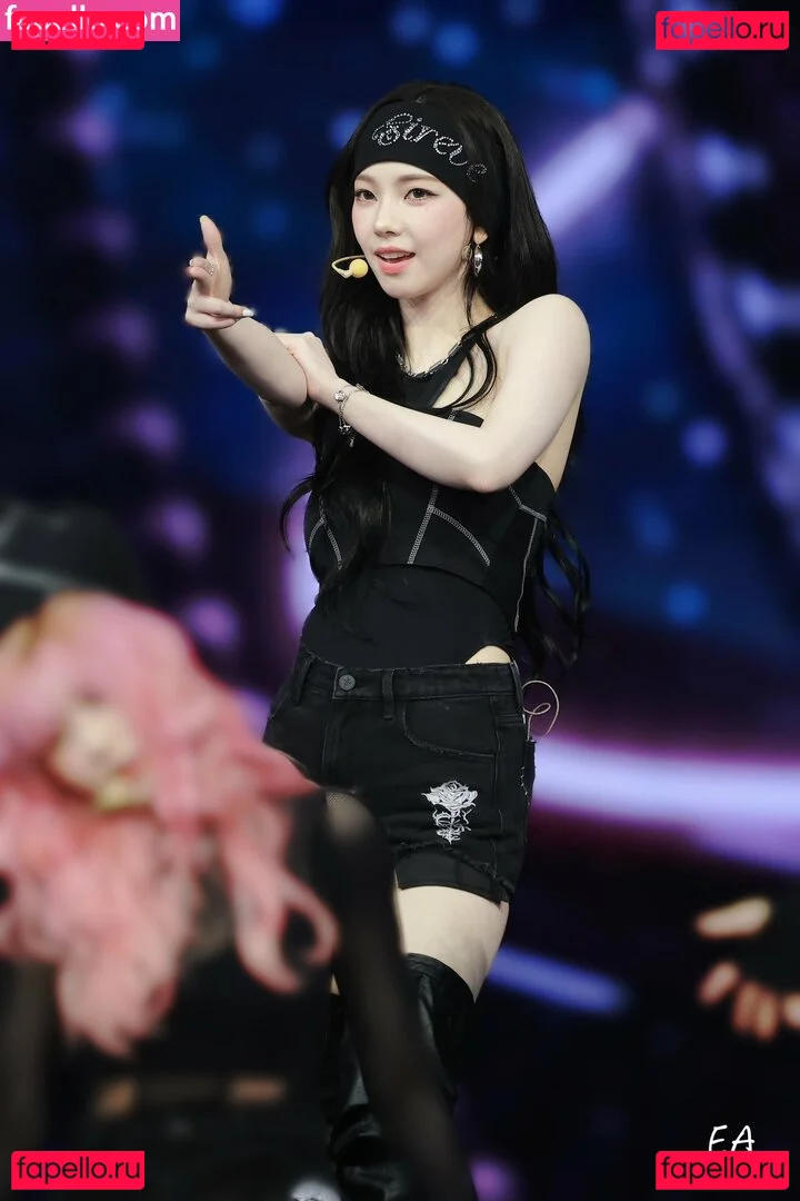 katarinabluu Onlyfans Photo Gallery 