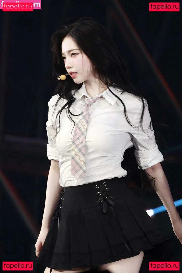 katarinabluu Onlyfans Photo Gallery 