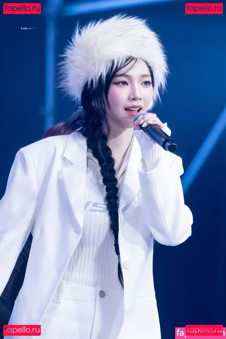 katarinabluu Onlyfans Photo Gallery 