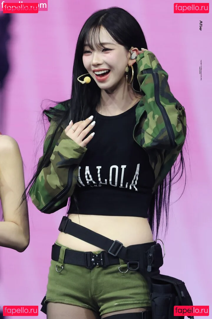 katarinabluu Onlyfans Photo Gallery 