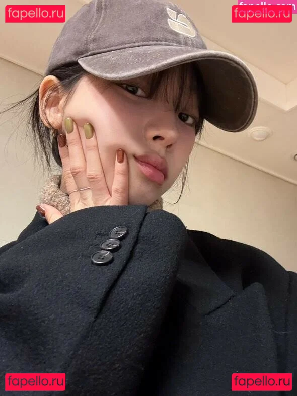 katarinabluu Onlyfans Photo Gallery 