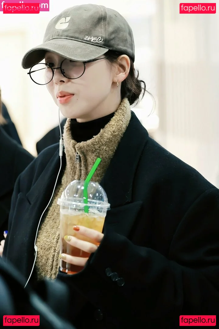 katarinabluu Onlyfans Photo Gallery 