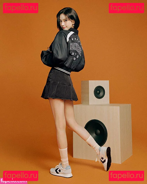 katarinabluu Onlyfans Photo Gallery 