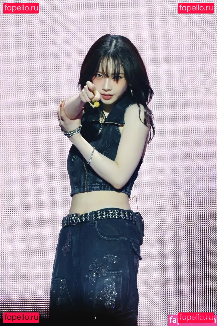 katarinabluu Onlyfans Photo Gallery 