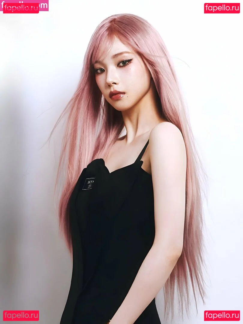 katarinabluu Onlyfans Photo Gallery 