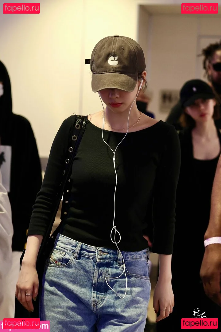 katarinabluu Onlyfans Photo Gallery 