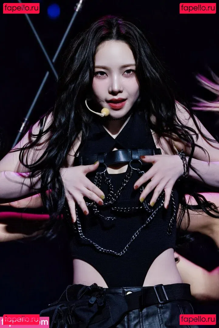 katarinabluu Onlyfans Photo Gallery 