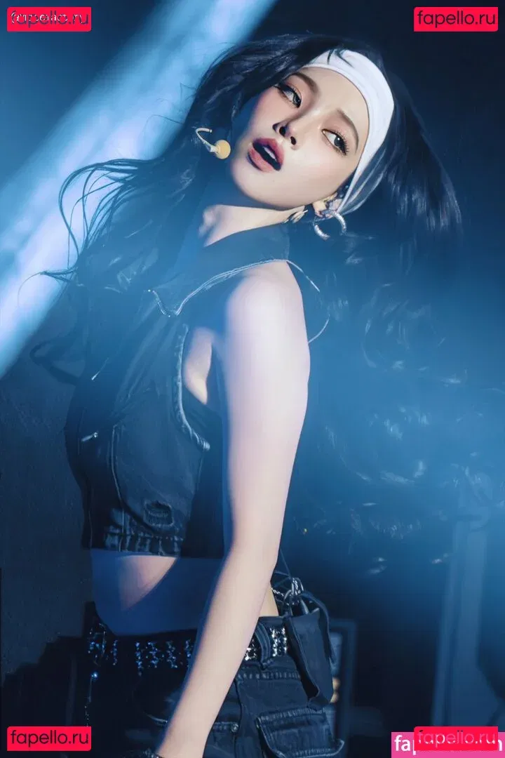 katarinabluu Onlyfans Photo Gallery 