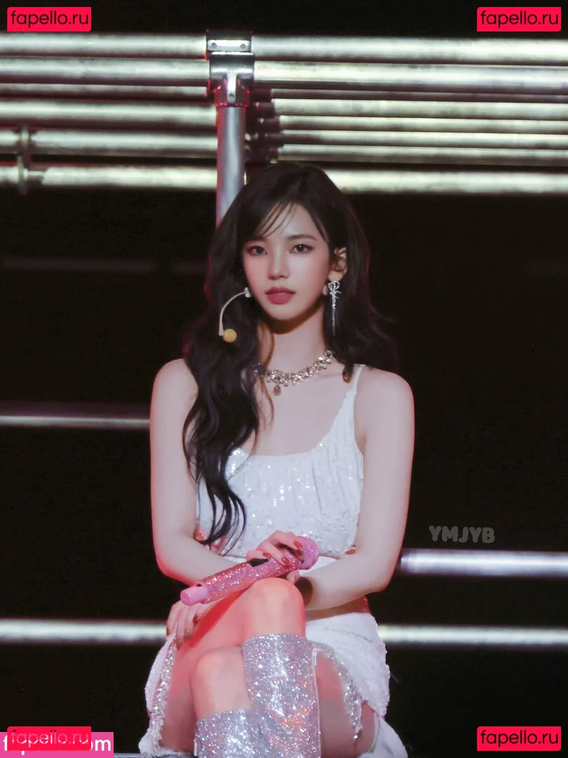 katarinabluu Onlyfans Photo Gallery 