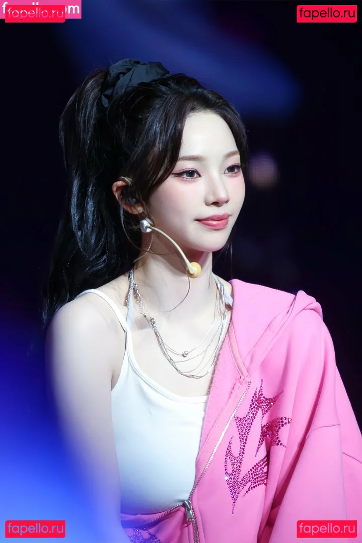 katarinabluu Onlyfans Photo Gallery 