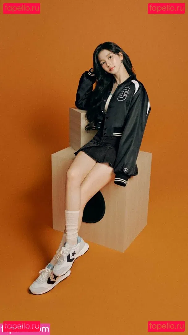 katarinabluu Onlyfans Photo Gallery 