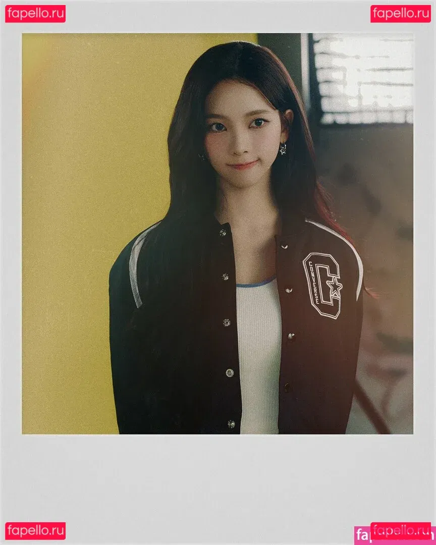 katarinabluu Onlyfans Photo Gallery 