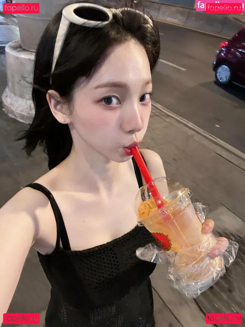 katarinabluu Onlyfans Photo Gallery 