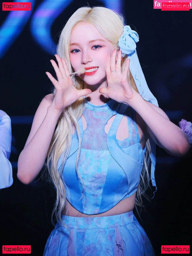 katarinabluu Onlyfans Photo Gallery 