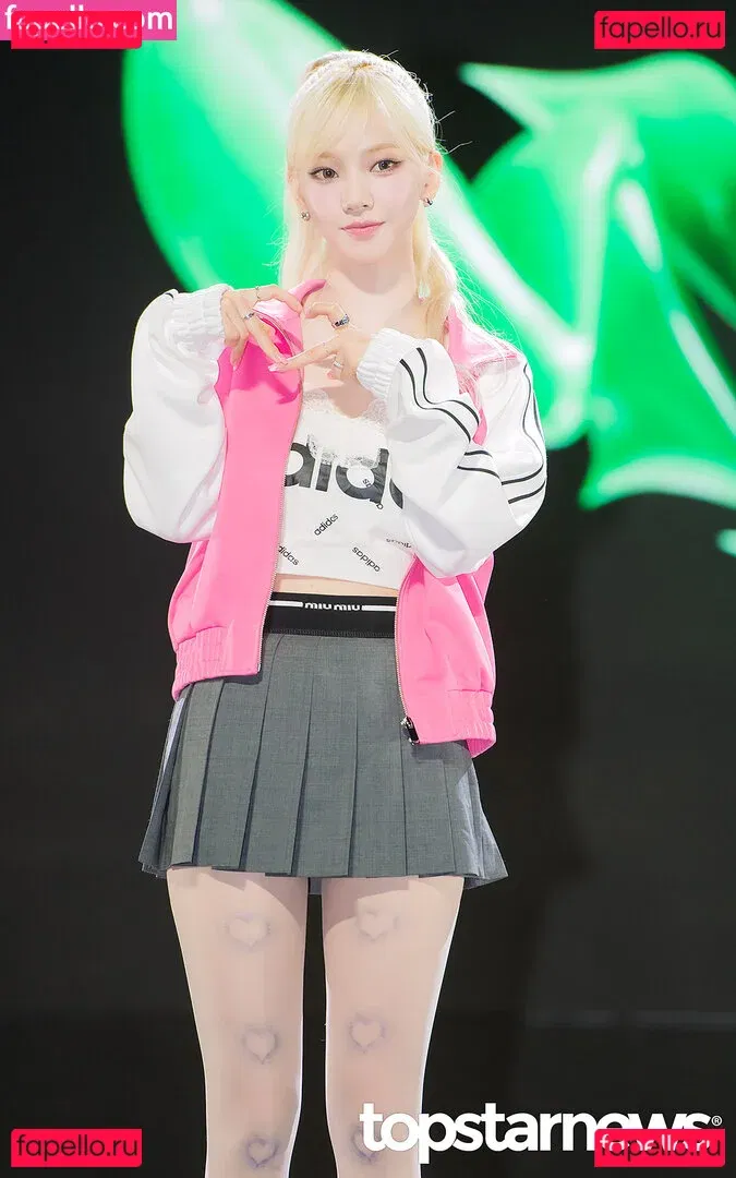 katarinabluu Onlyfans Photo Gallery 