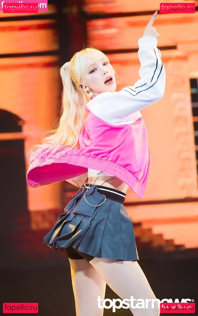 katarinabluu Onlyfans Photo Gallery 