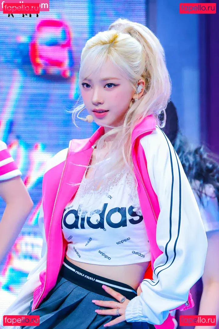 katarinabluu Onlyfans Photo Gallery 