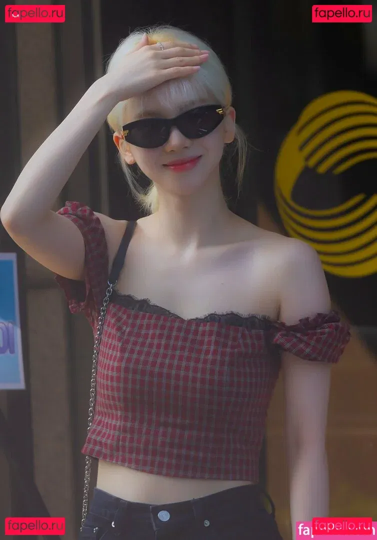 katarinabluu Onlyfans Photo Gallery 