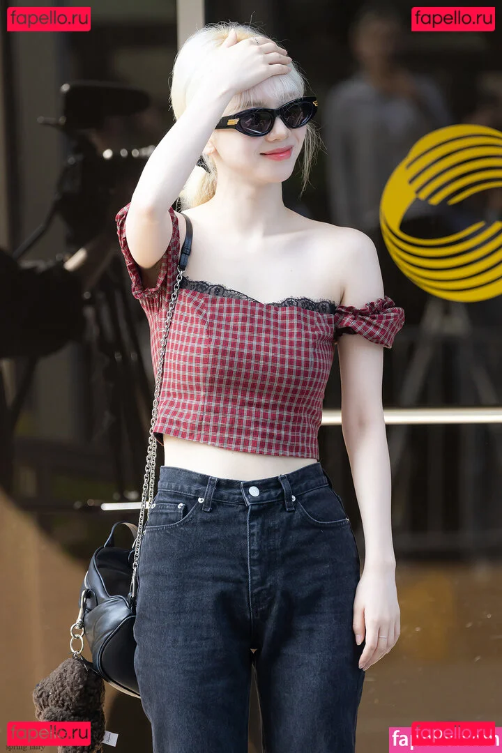 katarinabluu Onlyfans Photo Gallery 