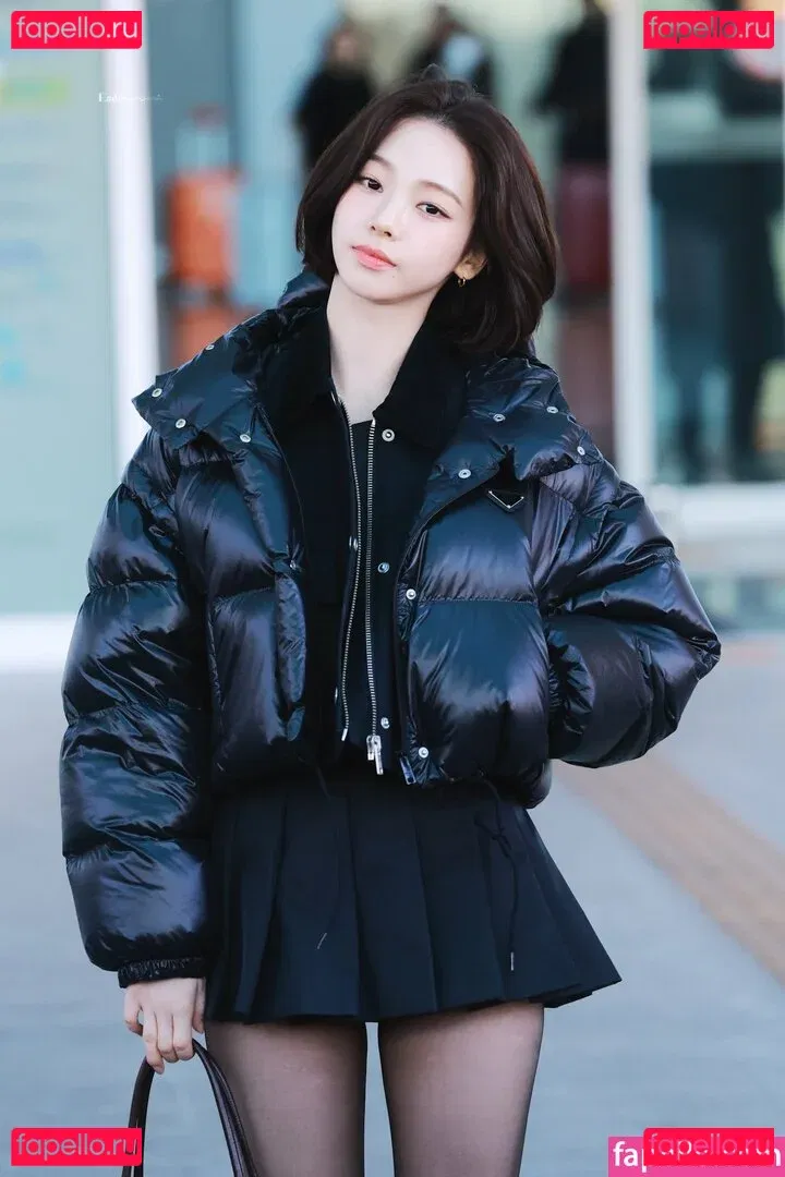 katarinabluu Onlyfans Photo Gallery 